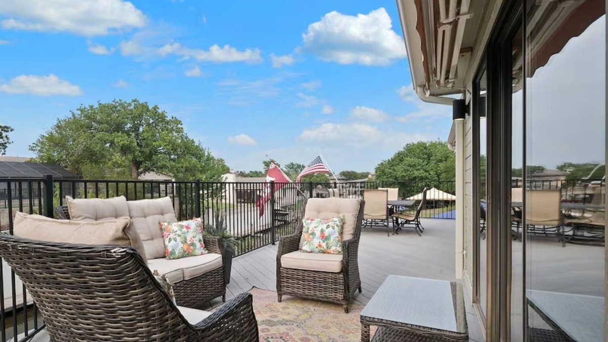Horseshoe Bay House | Howdy House at Horseshoe Bay Beautiful waterfront home on lake LBJ with POOL!
