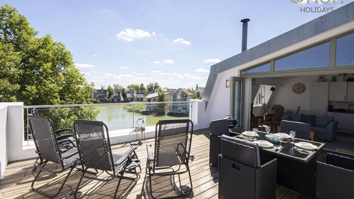 Malmesbury Apartment | Howells Mere 90, Crows Nest