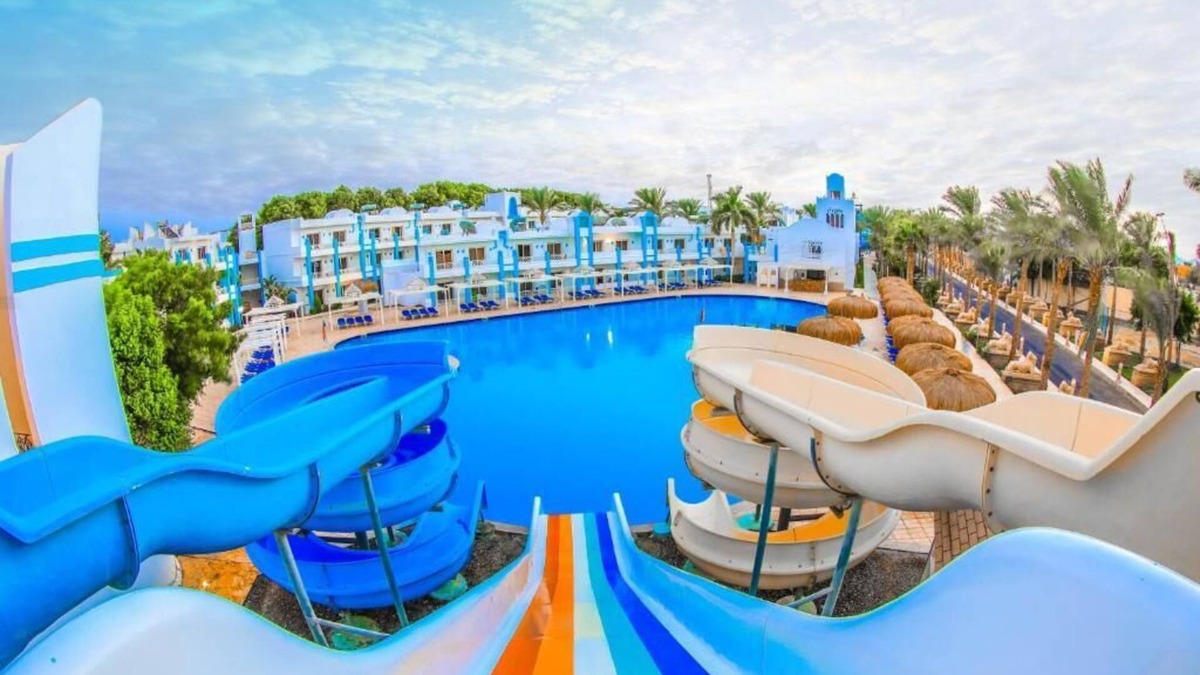 Village Road Apartment | HRG Hurghada Hotel Apartments Aqua park-By MAMO