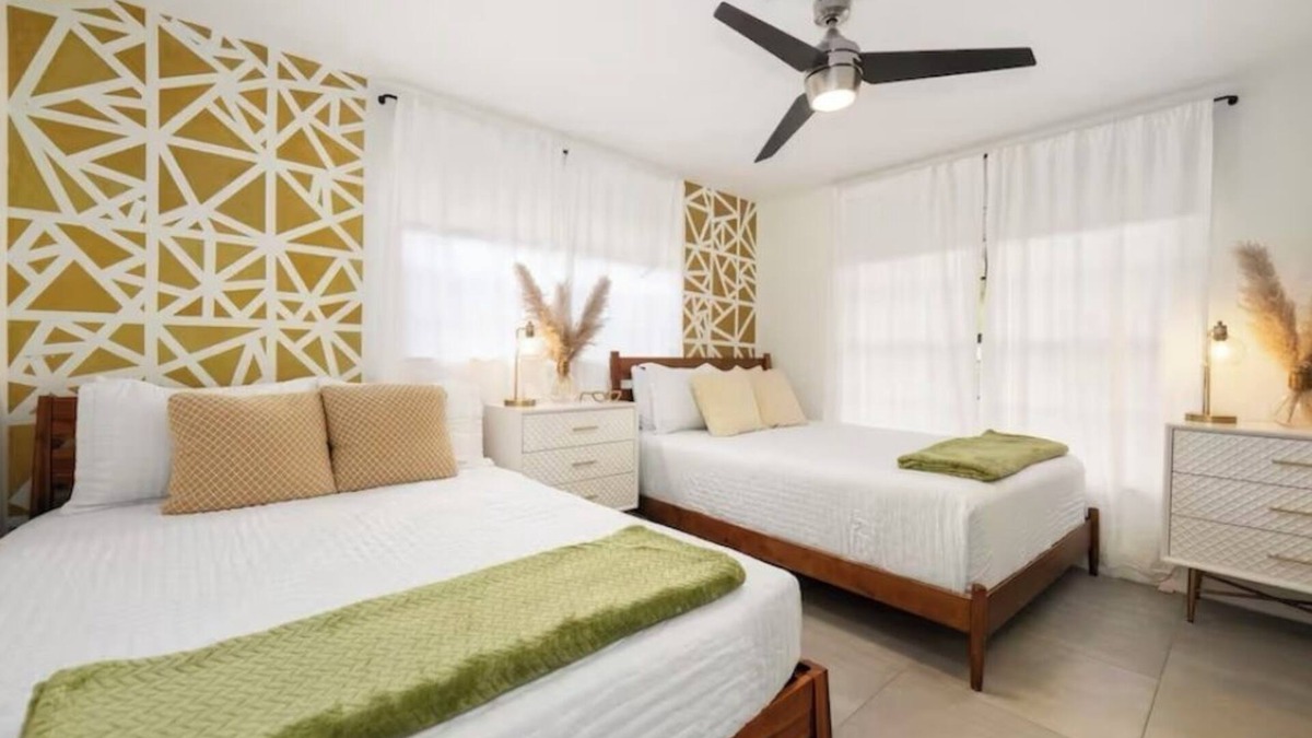 Garden Isles House | Htd Pool+3 BRM +Tiki hut+Game Rm-6 Mins to Beach