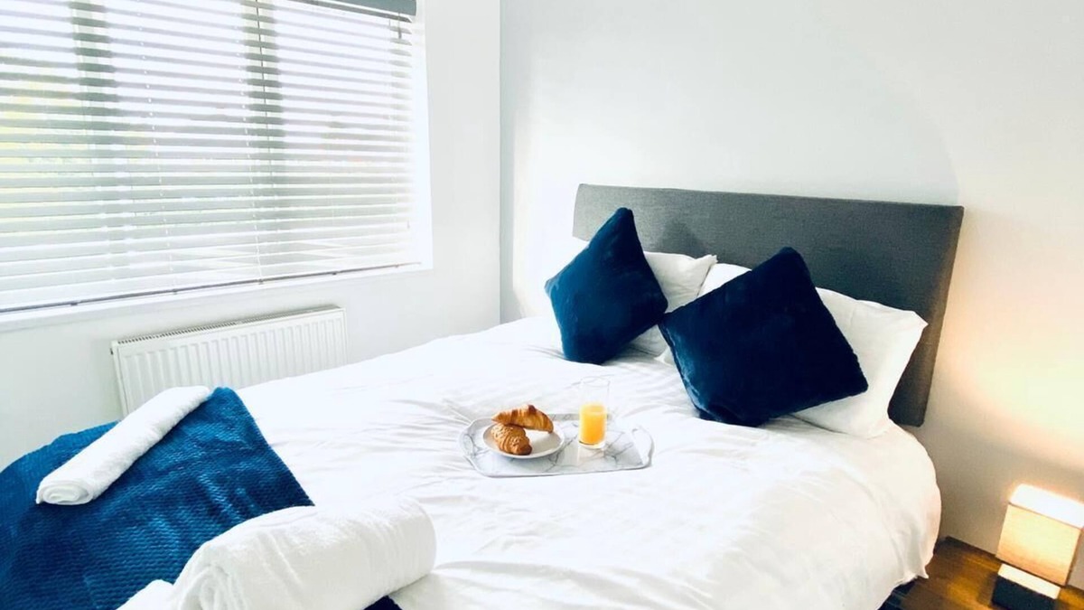 Anlaby Apartment | HU-Thirteen Apt one