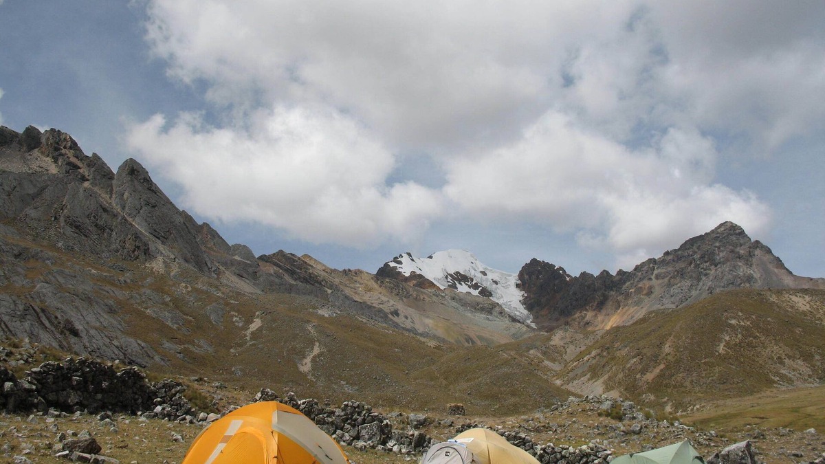 Huaraz RV Rental | Huayhuash Trek 8 days - Round Trip - camping in tents by FIRST CLASS HUARAZ