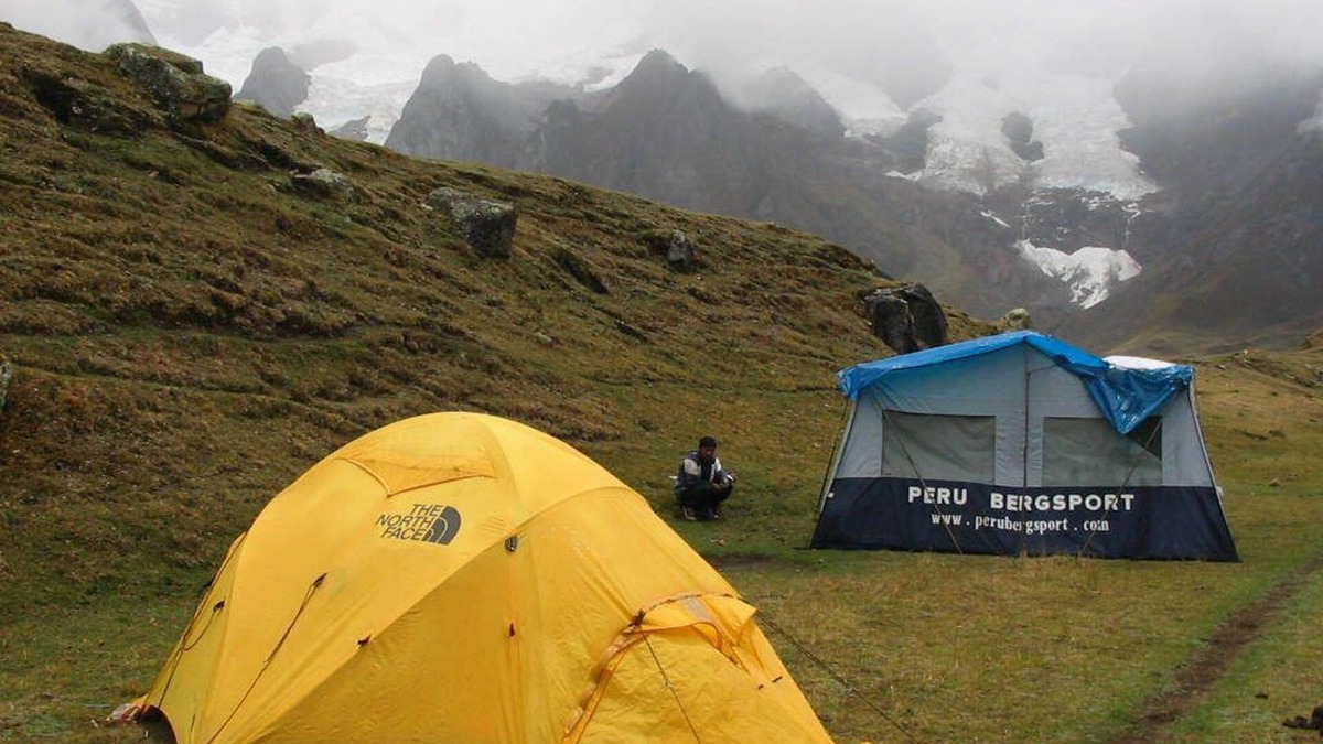 Huaraz RV Rental | Huayhuash Trekking 6 days - the most wonderful trekking of the world