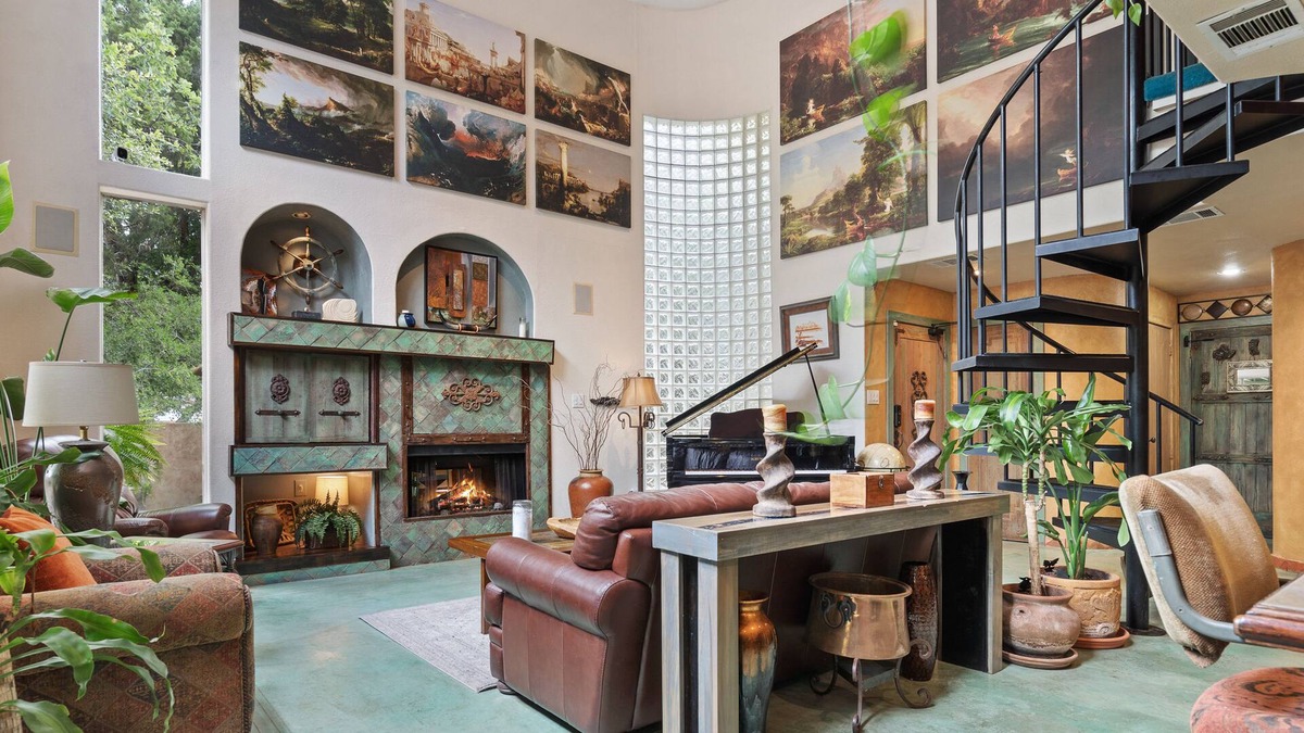 Hudson Bend House | Hudson Bend Hacienda | Home in Austin