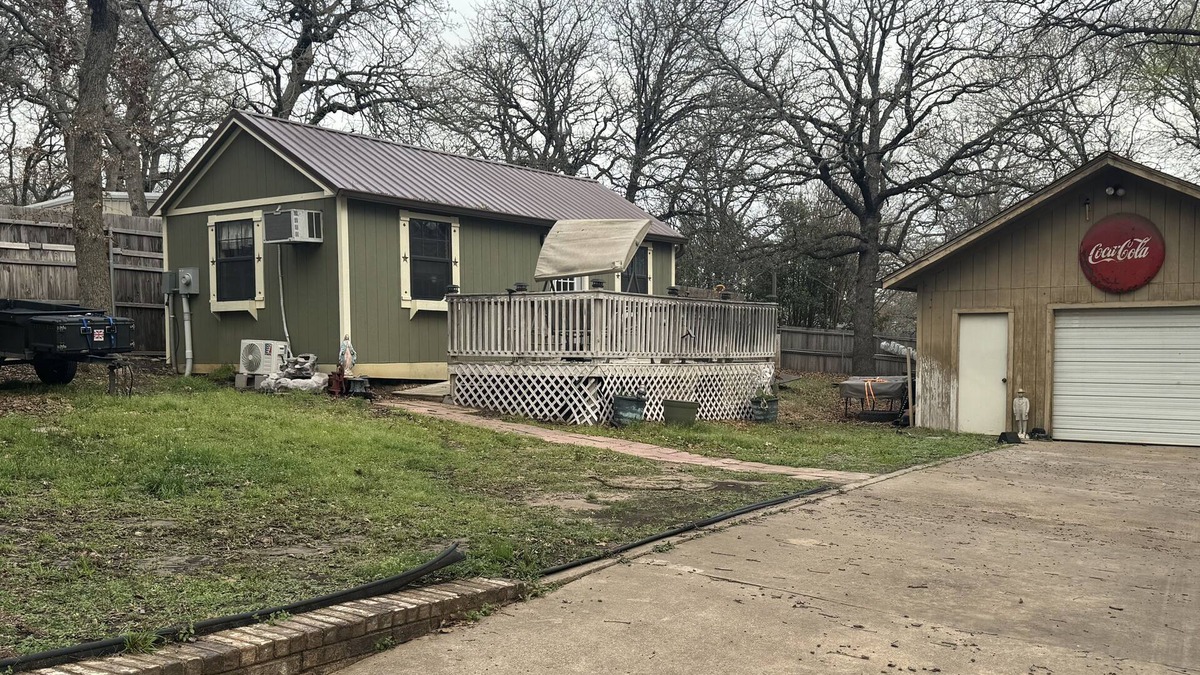 Weatherford Cabin | Hudson Oaks Cabin