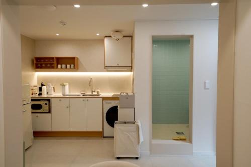 Yeonnam-dong Apartment | Hugainn Yeonnam J