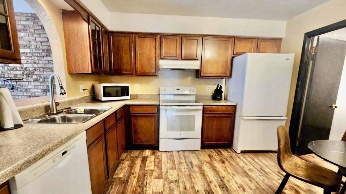 Rockford House | Huge 2+BR Near Hospitals & Aerospace: Lives like a 3 bedroom with addtl spaces
