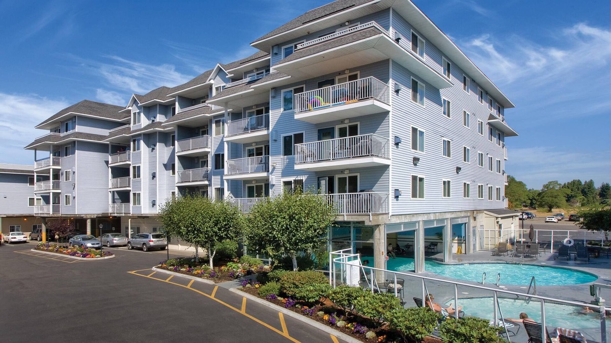 Birch Bay Condo | Huge 3 BED/2 BATH Penthouse Birch Bay!