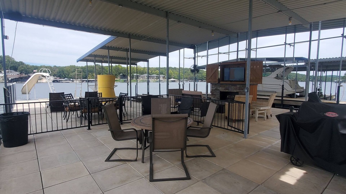 Gravois Mills House | HUGE DOCK on a Beautiful Lake Property at the Lake of the Ozarks