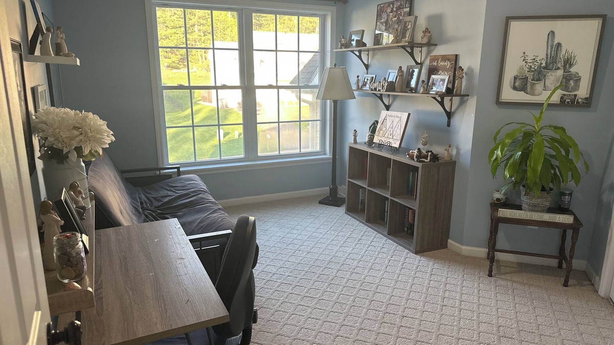 Niskayuna House | Huge Family Home; Centrally Located in the Capital Region!