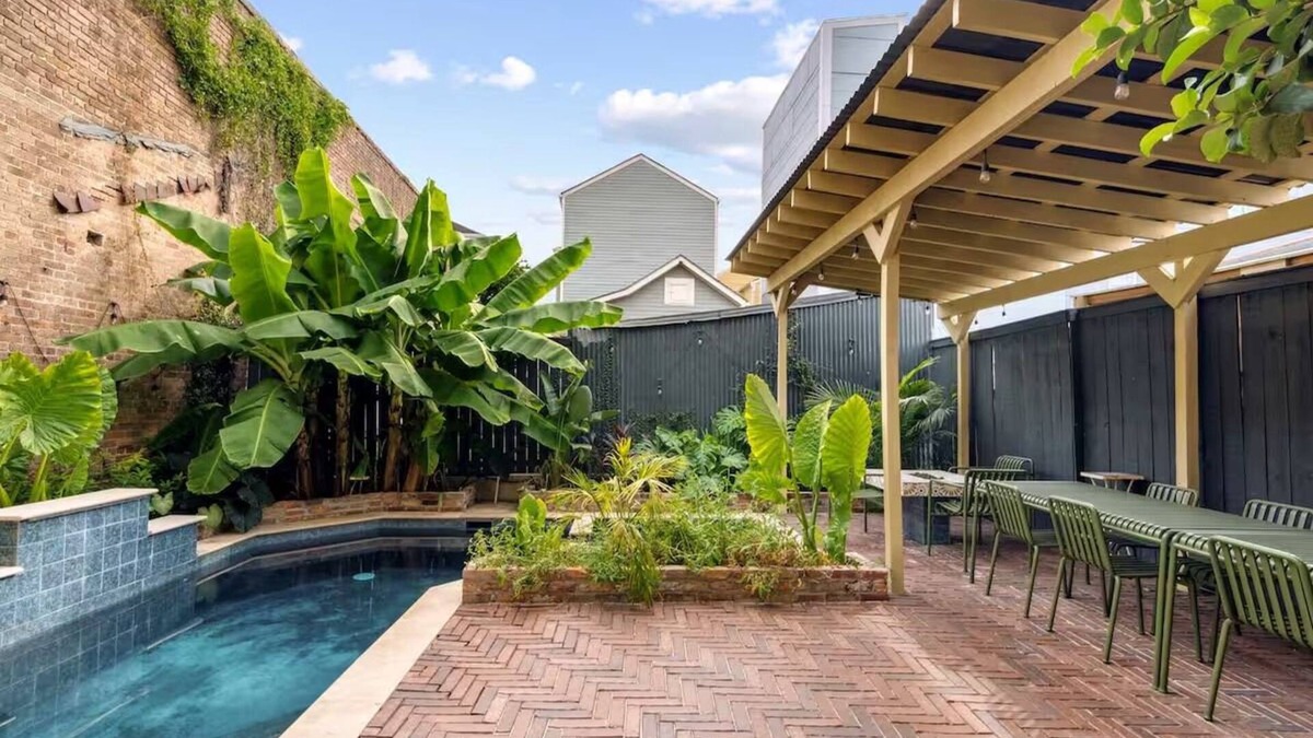 Faubourg Lafayette House | Huge Historic Home with Heated Pool & Hot Tub, Walk to French Quarter