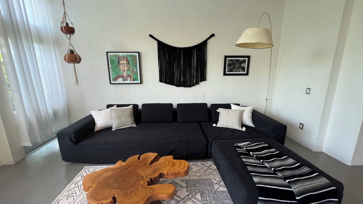 North End Condo | HUGE Loft at Casa Arroyo w/Ocean Views, Pool & Kitchen!