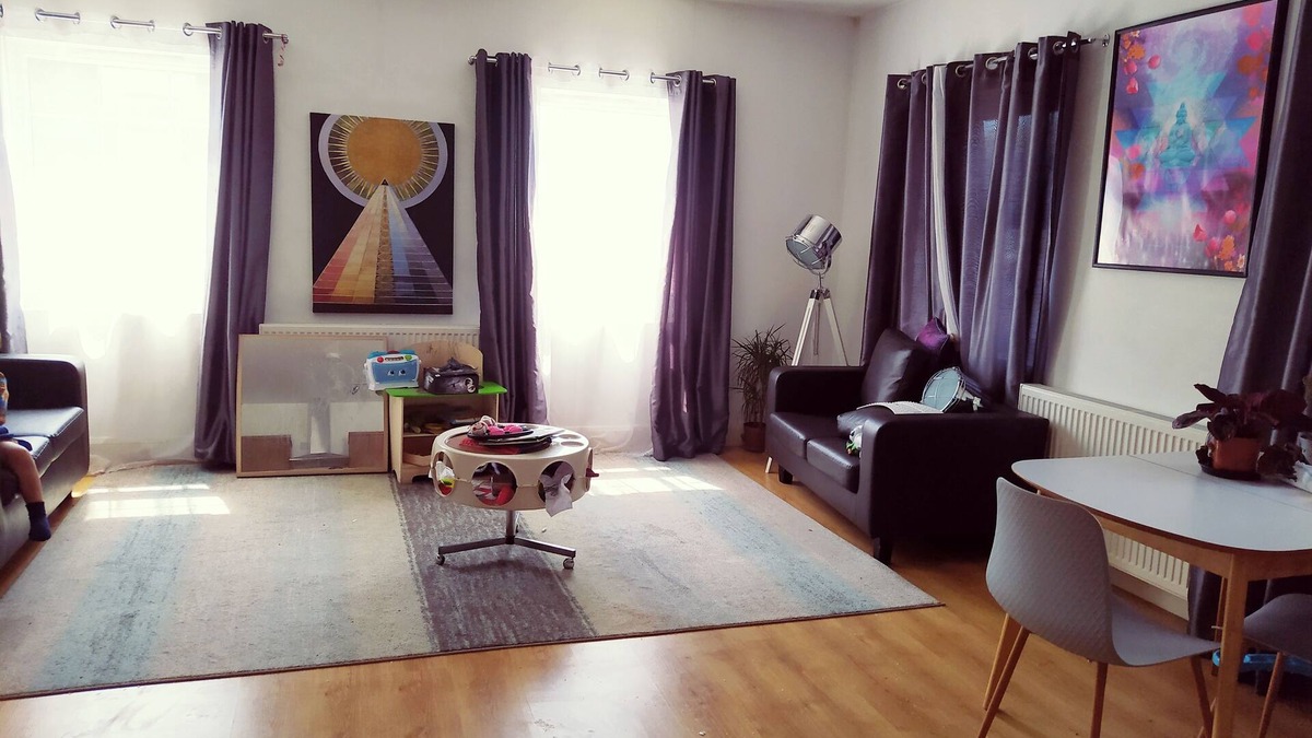 Markhouse Apartment | Huge luminous 1 bed flat in East London