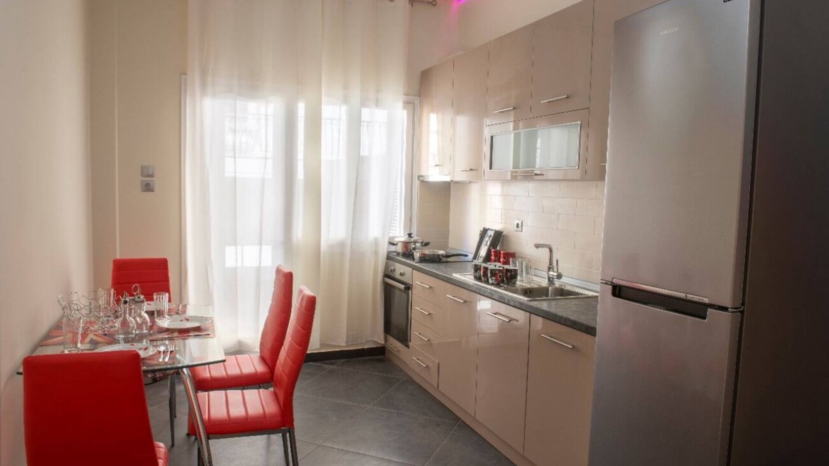 Katerini Apartment | Huge Luxury City Apartment