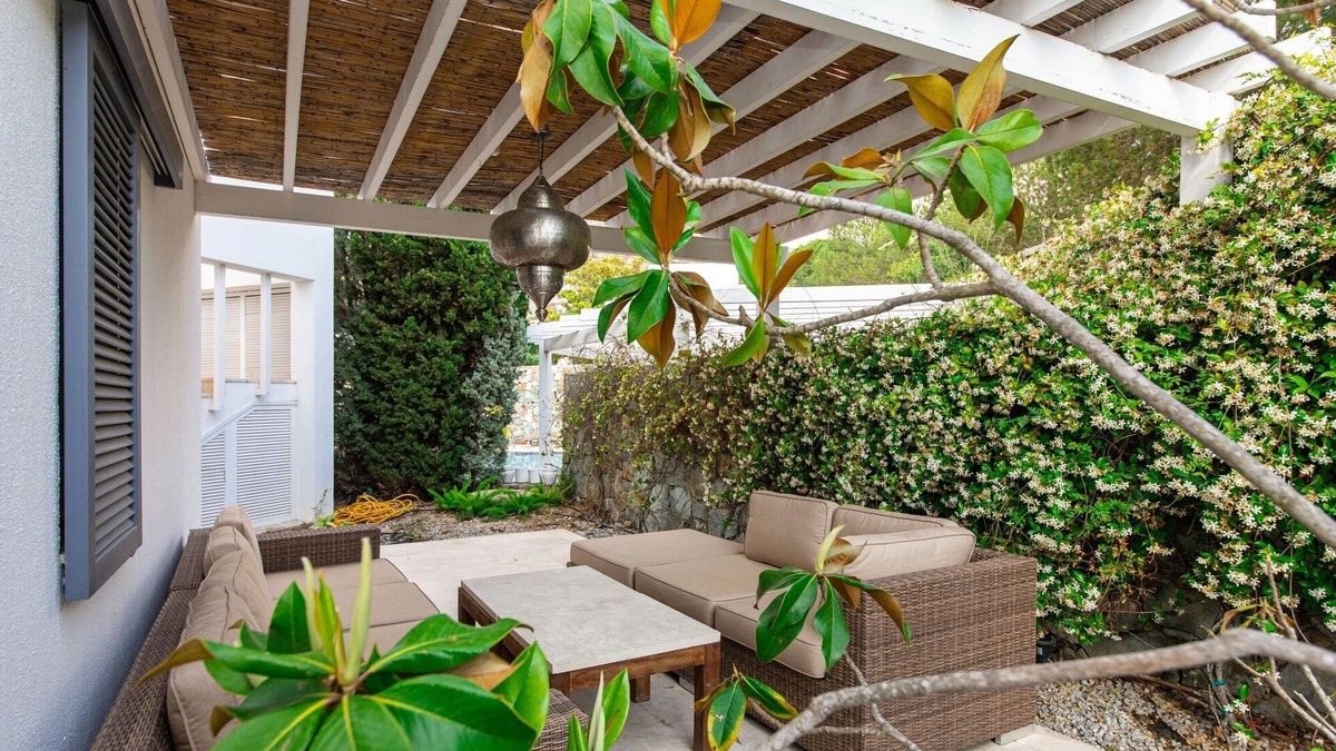 Gumusluk Villa | Huge Luxury Villa With Pool Near Beach in Bodrum