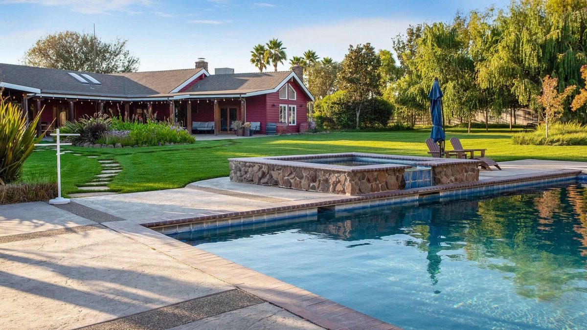 Santa Ynez House | Huge ranch house with pool on 10 acres with vineyards!