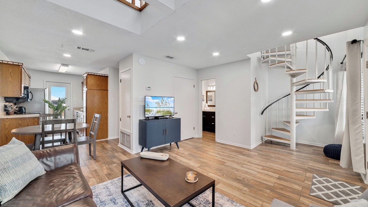 Ono Island Condo | Huge Sale 10/26-10/31! Pet Friendly! Beachside!