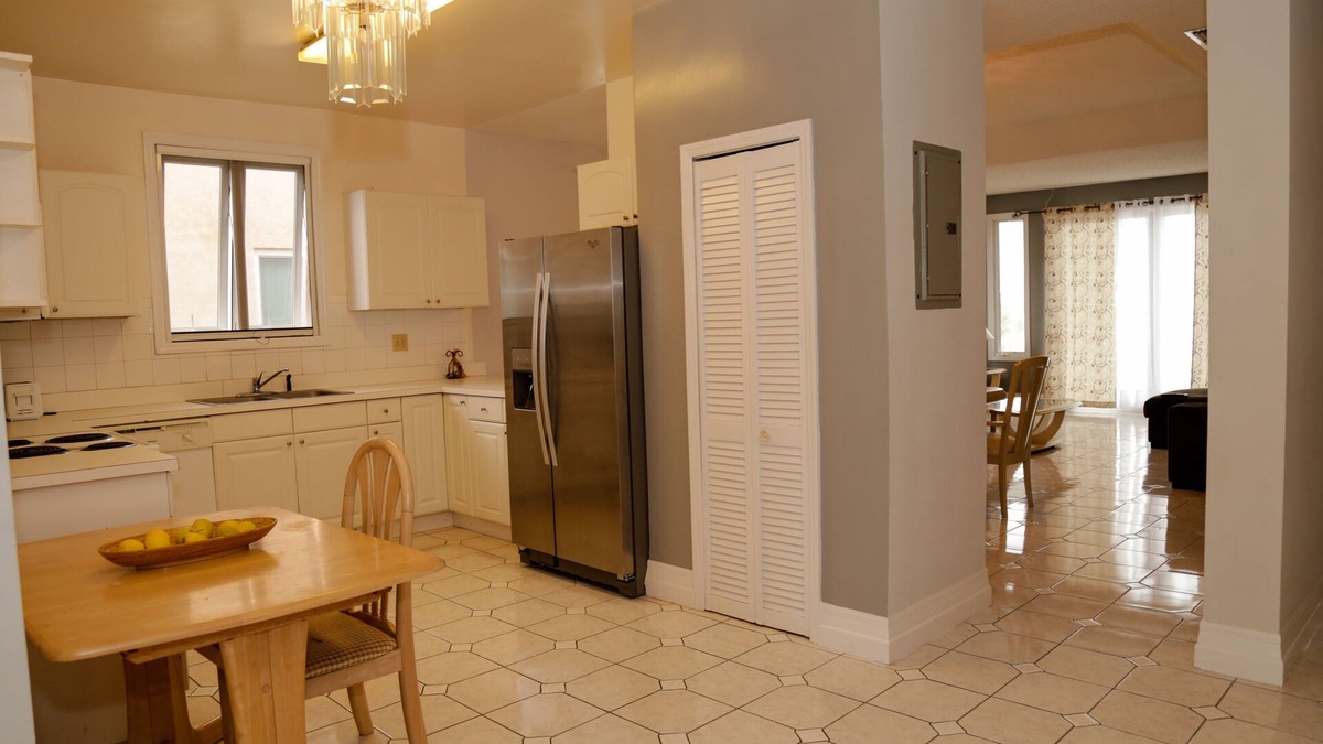 Bahamas Terrace Condo | Huge Waterfront Condo with Balcony