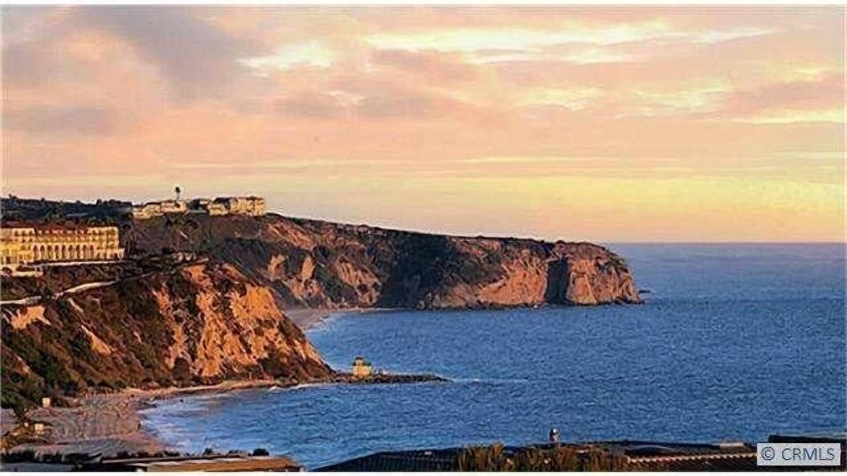 Monarch Bay House | Huge White Water View Pool Home Walking To Resorts And Famous Salt Creek