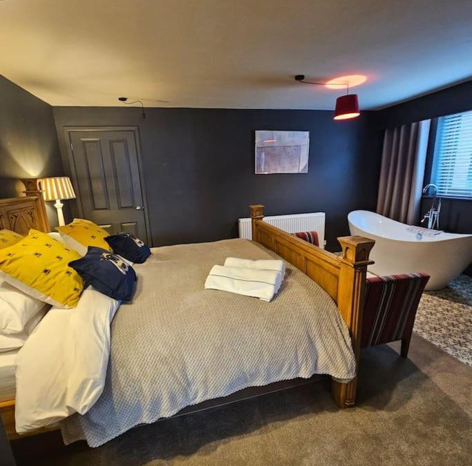 Hull Old Town Apartment | Hullidays》Old Town Luxury Cavern