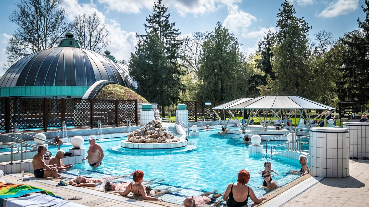 Eger Hotel | Hunguest Hotel Flora
