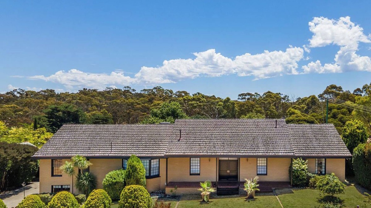 Castlemaine House | Hunter House - Castlemaine
