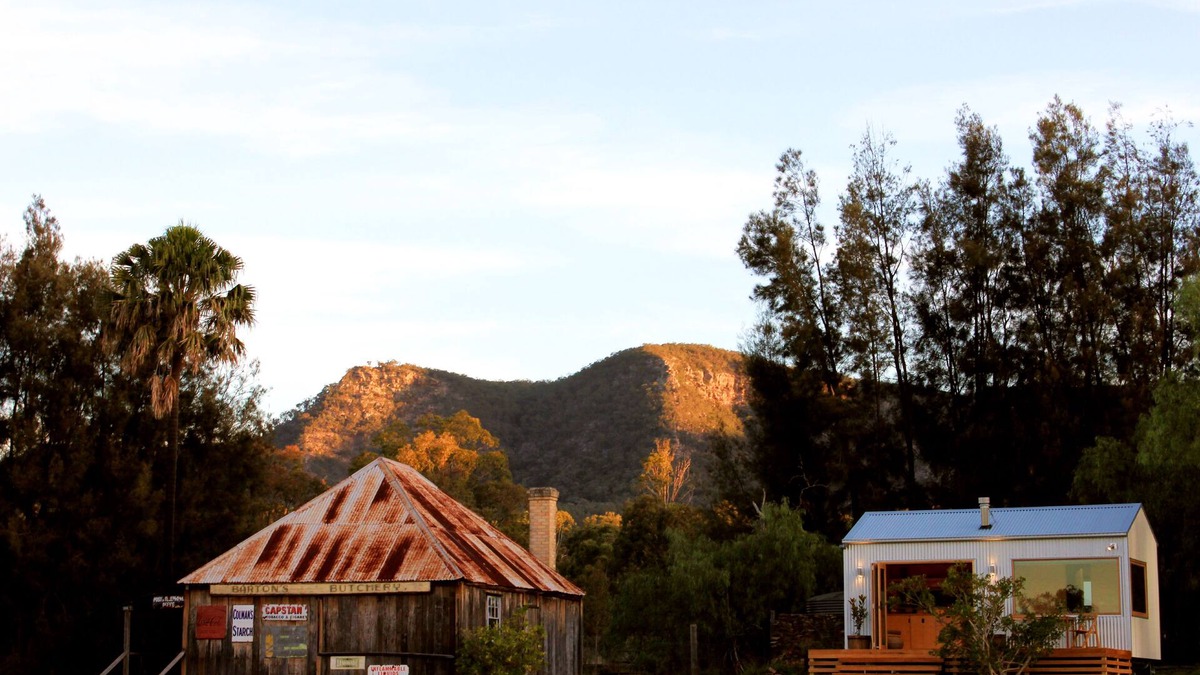 Pokolbin Cabin | Hunter Valley Vineyard Cabin by Outpost