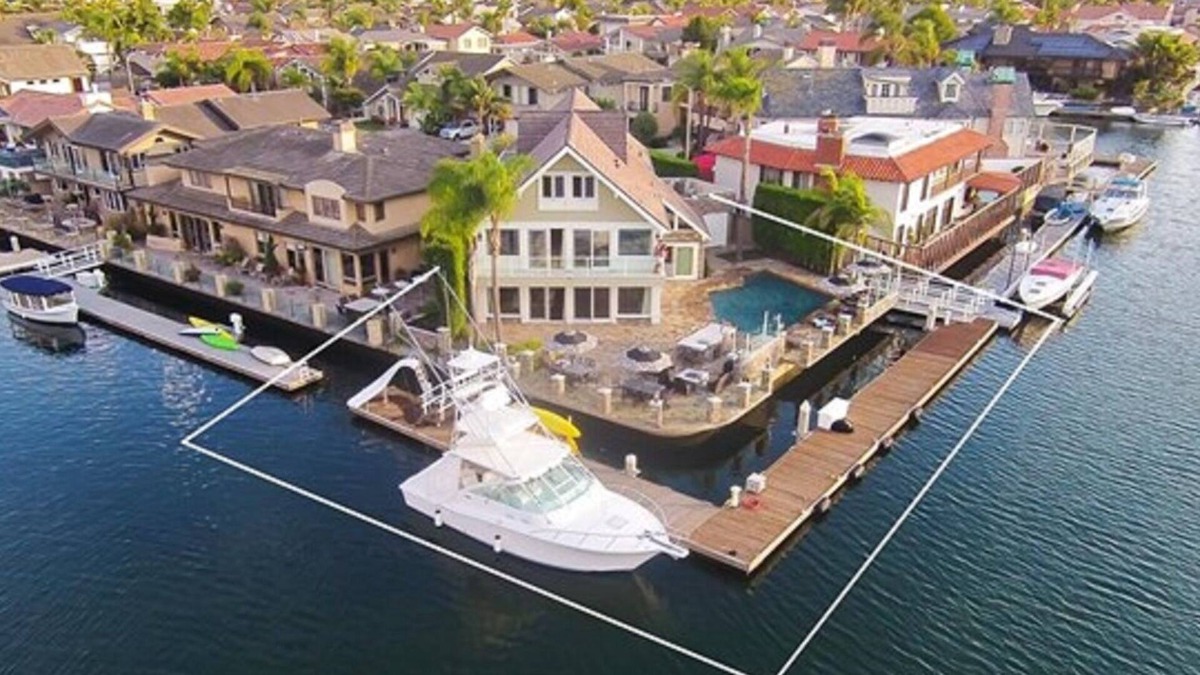 Huntington Harbour House | Huntington Harbour With Private Dock