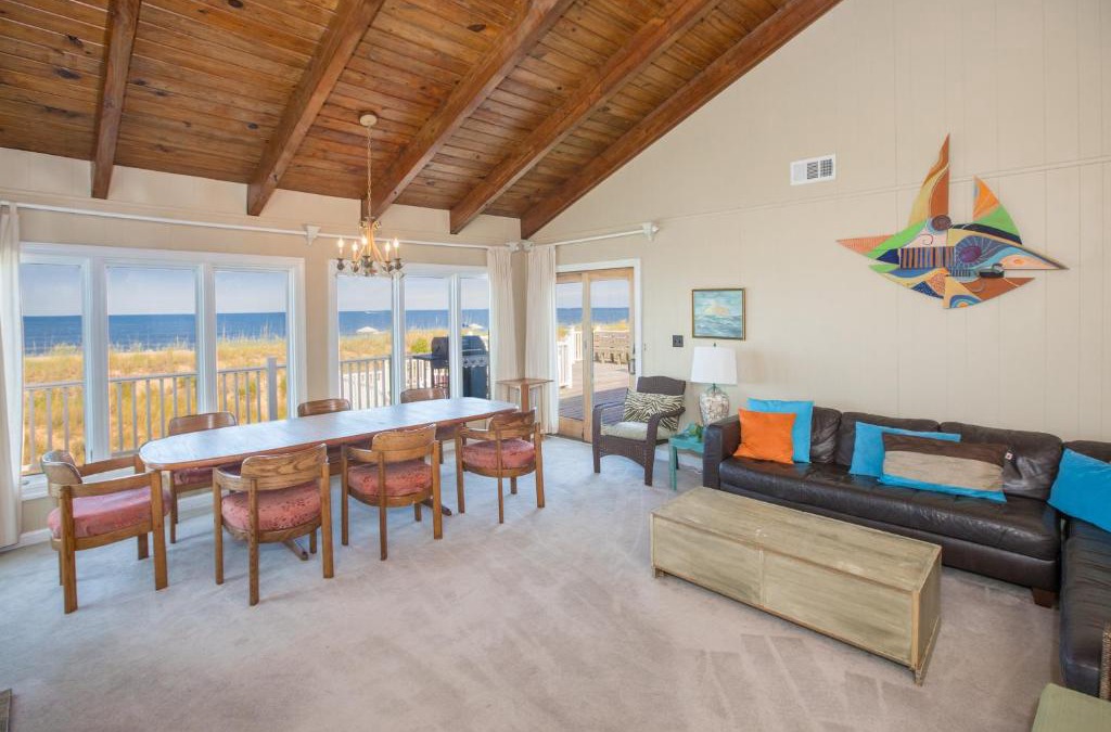 Sandbridge House | Hunts Good Time Haunt
