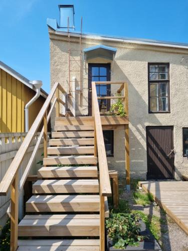 Rauma Apartment | Hurmaava ullakkoasunto Vanhan Rauman laidalla