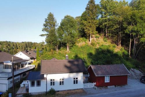 Ulefoss House | Huset ved evja