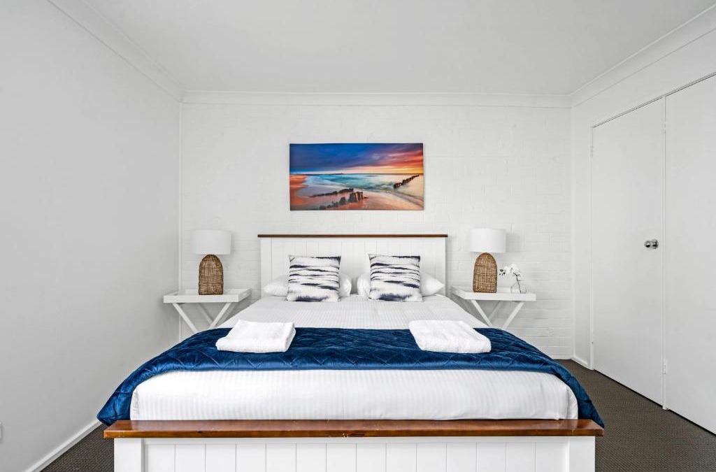 Huskisson Apartment | Husky 56 Beachfront Villa's - great location on the beach