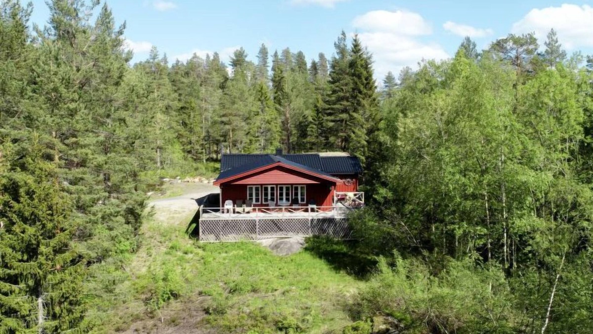 Nissedal House | Hustjønn by Interhome