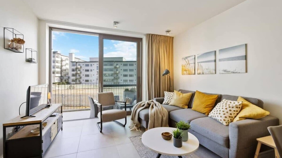 Westende Apartment | Huswell - Apartment with natural swimming pool