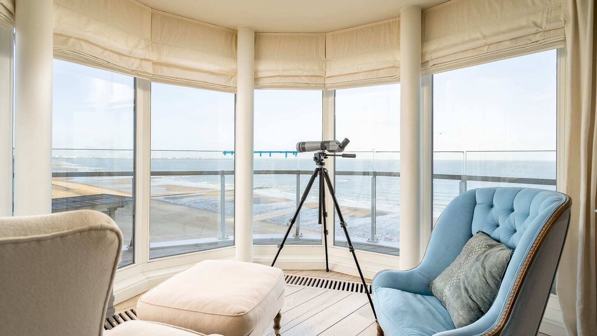 Knokke Apartment | Huswell - Stunning Seaview penthouse with parking