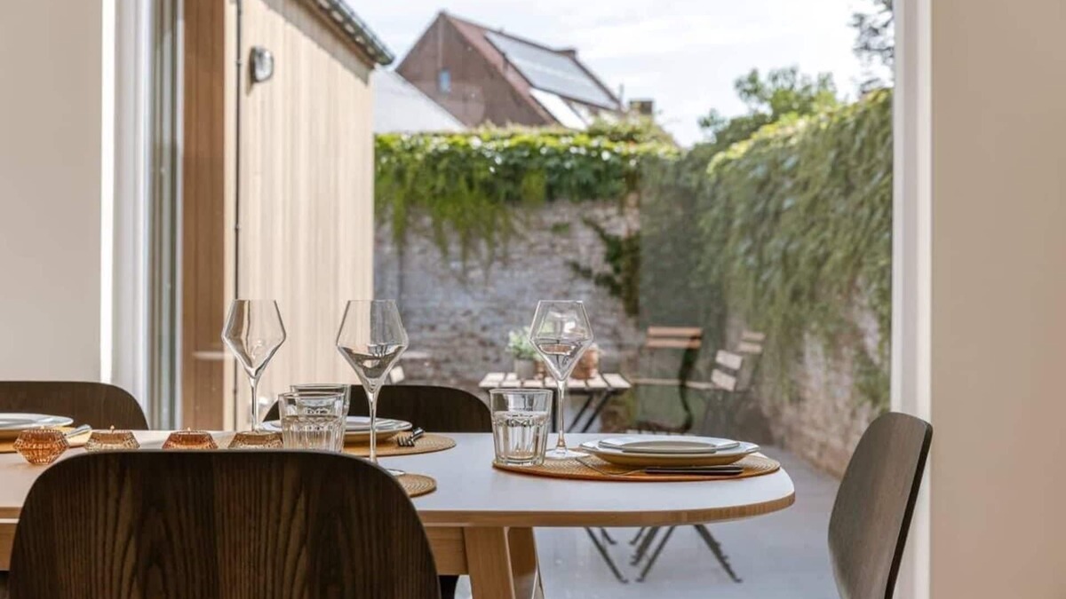 Poperinge House | Huswell - Vacation home 'Valkehuisje' in Poperinge
