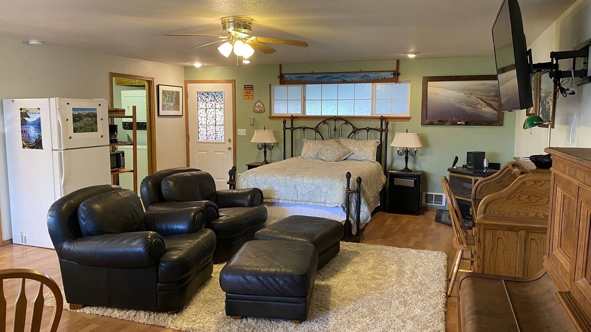 Port Angeles House | Hutchison Ranger Suite