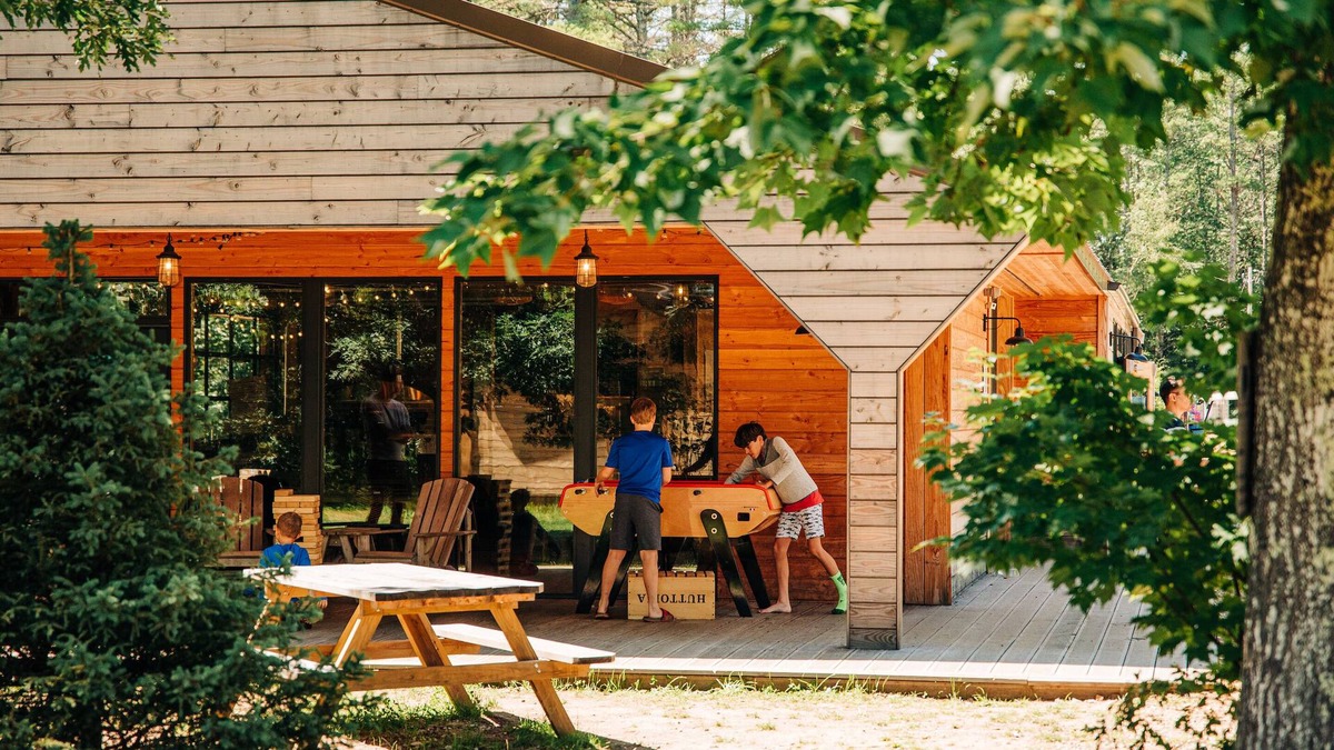 Sanford Cabin | Huttopia Southern Maine