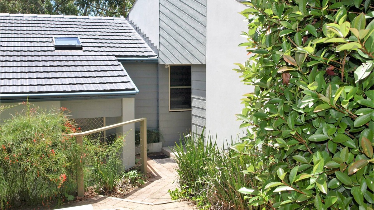 Hyams Beach Apartment | Hyams Beach Holiday Apartment Beachfront to Famous Hyams Beach