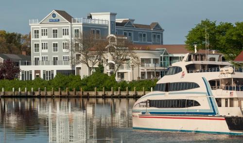 Hyannis Hotel | Hyannis Harbor Hotel