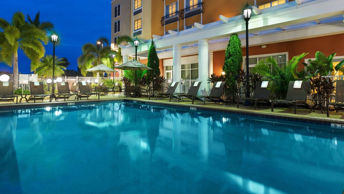 Estero Hotel | Hyatt Place Coconut Point