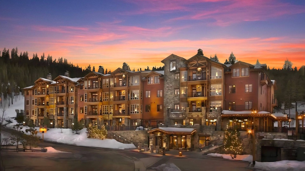 Truckee Resort | Hyatt Residence Club Lake Tahoe, Northstar Lodge - Hosted by Travelscowt