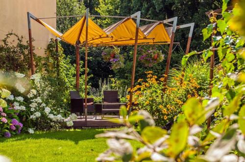 Vrchlabi Hotel | Hygge Hotel U Zvonu