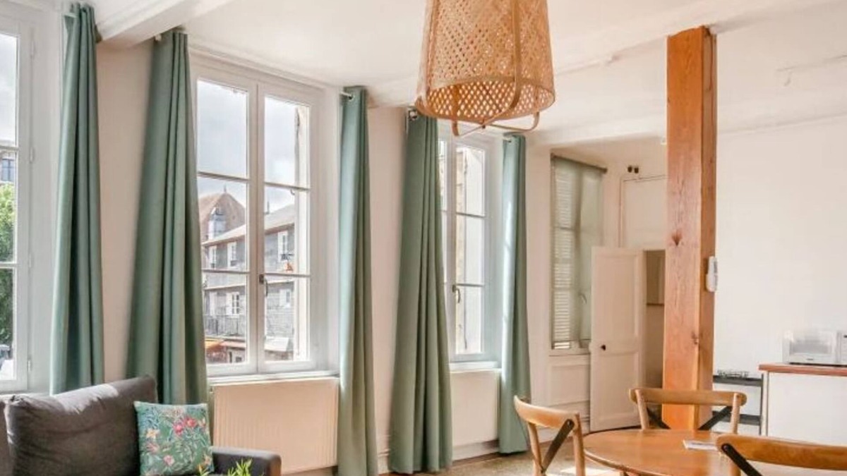 Enclos Apartment | Hypolite 1 | Cosy Apartment | 80 meters from the Port of Honfleur | 2 guest