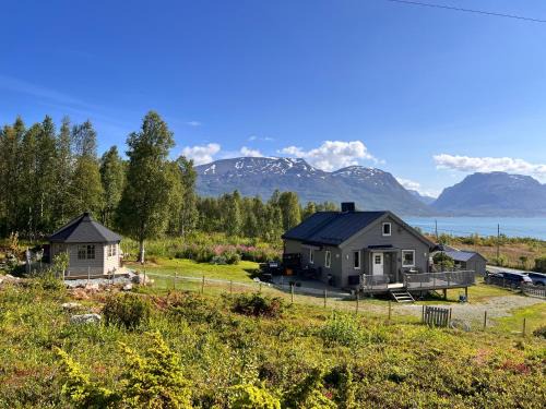 Lyngen House | Hytte i Skinnelv, Lyngen