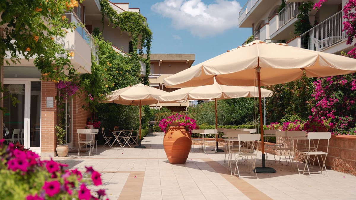 Follonica Hotel | I Cinque Pini