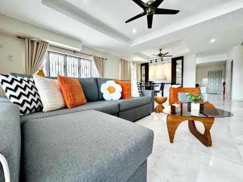 Ipoh Villa | i Homes Villa 5 min to Town 5R5B 10-19 pax