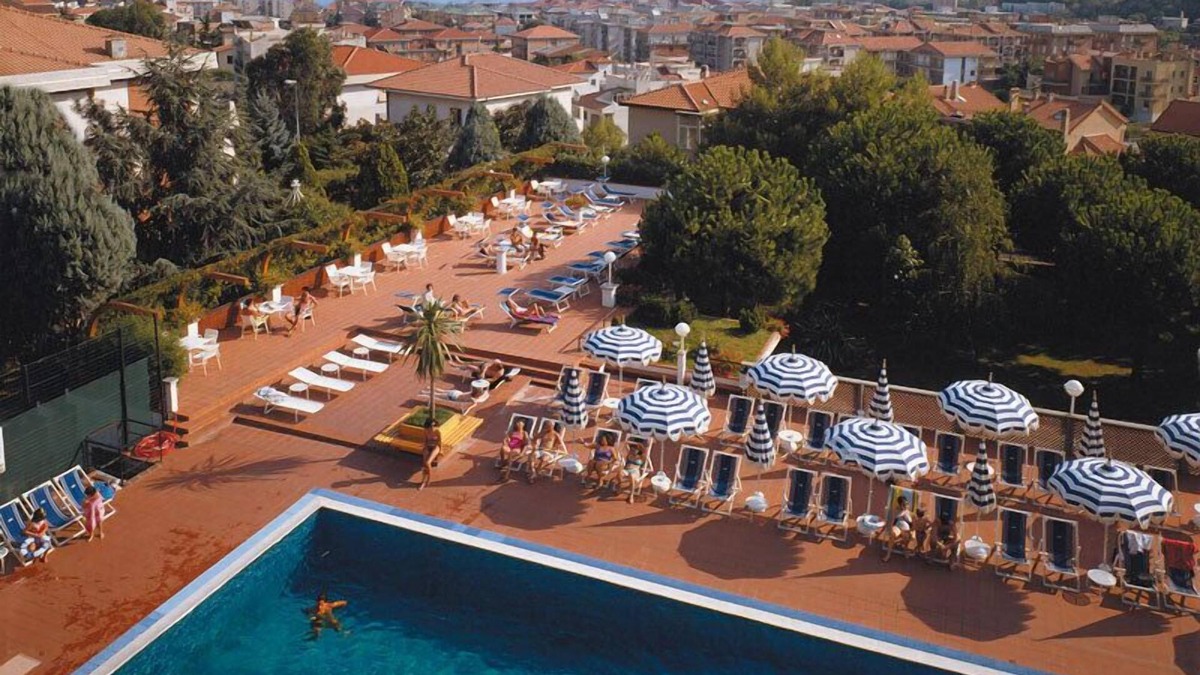 Pietra Ligure Apartment | I Morelli 7 Pax - Two Bedroom Apartment, Sleeps 7