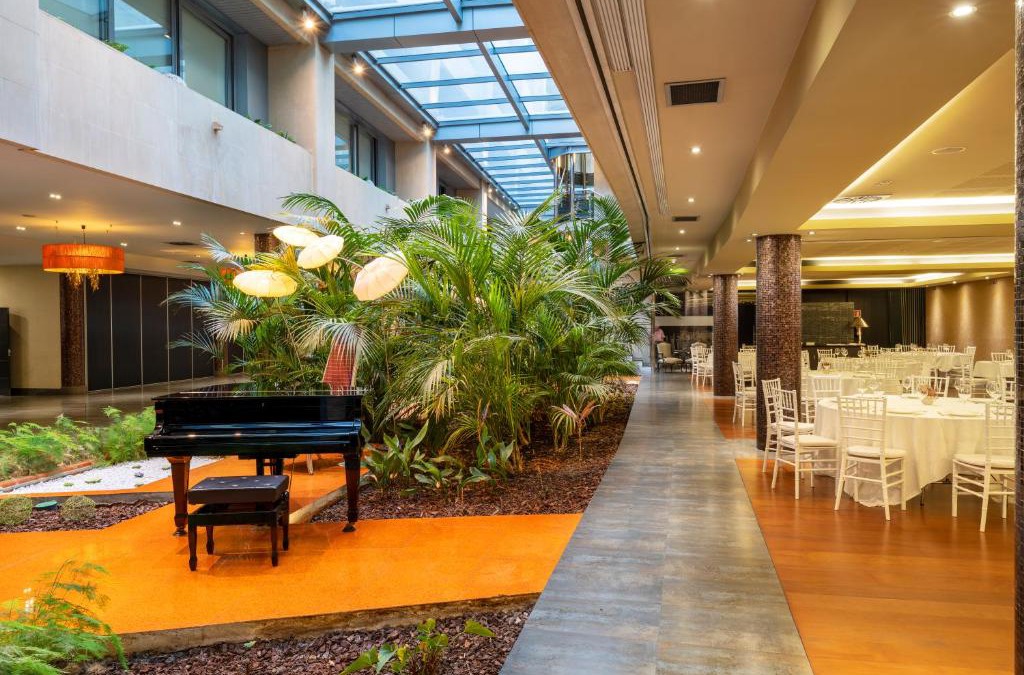 Oviedo City Centre Hotel | Iberik Santo Domingo Plaza Hotel
