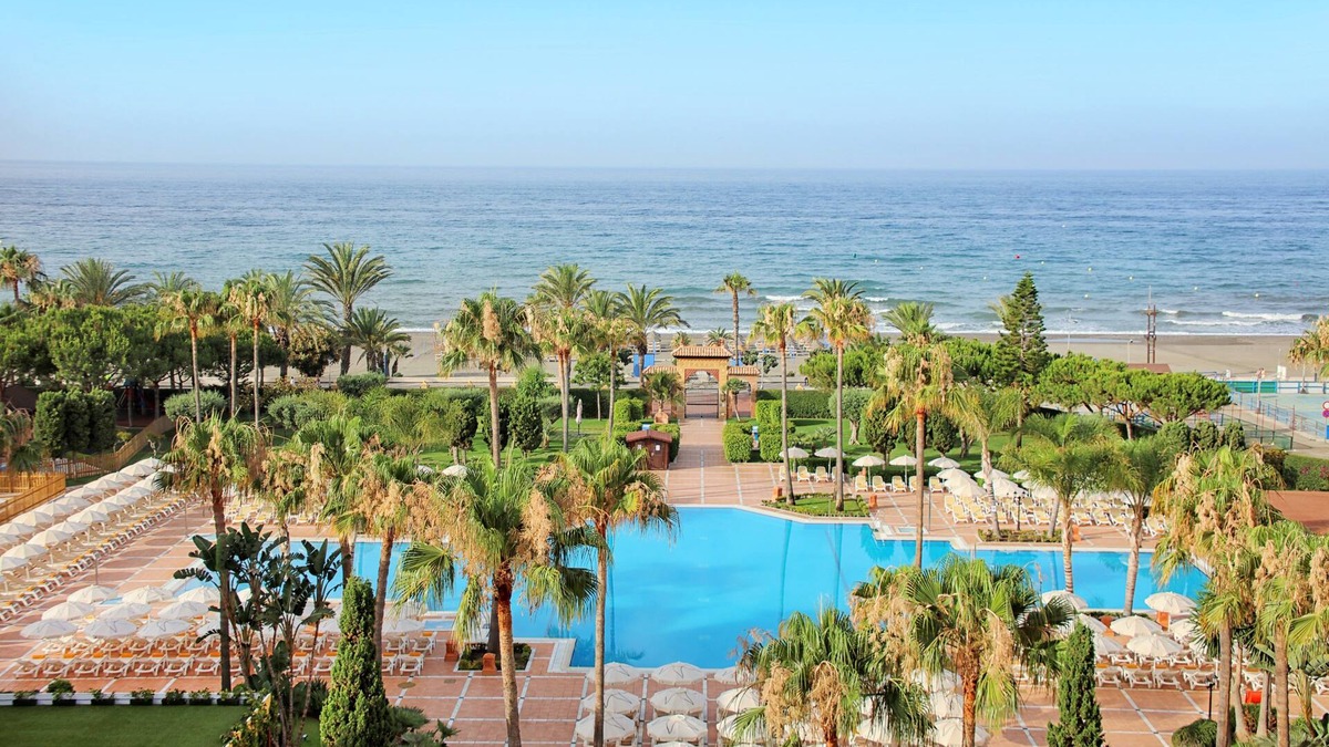 Torrox Costa Hotel | Iberostar Waves Málaga Playa